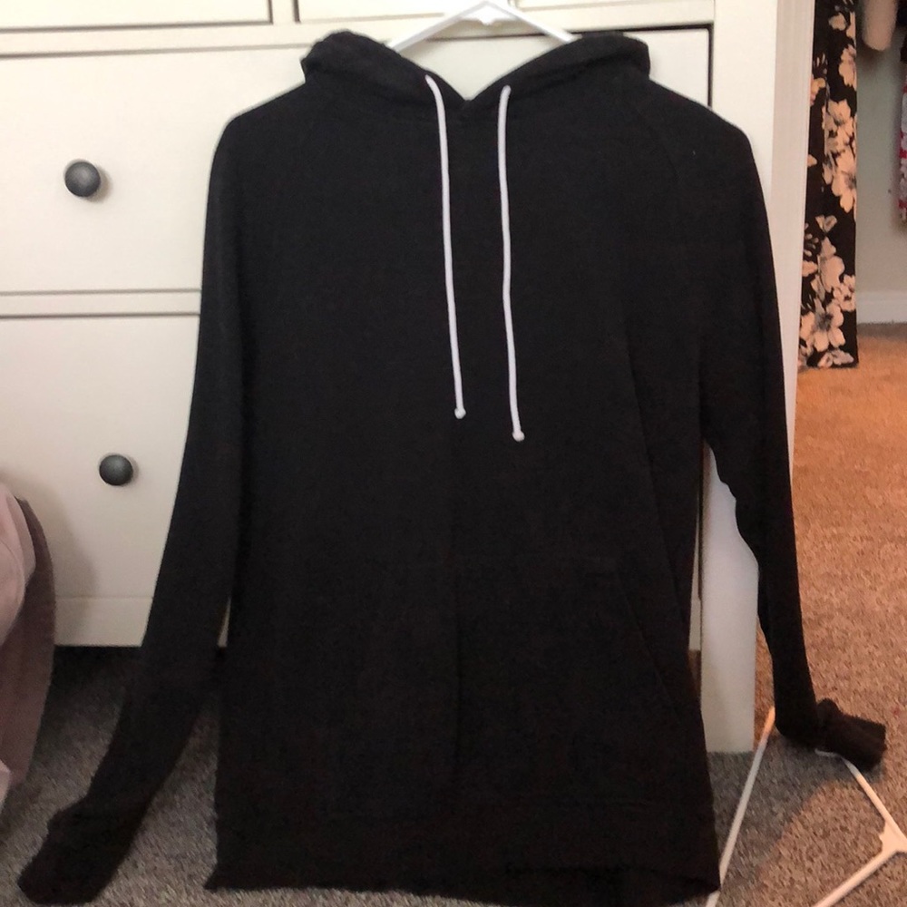 Black sweatshirt